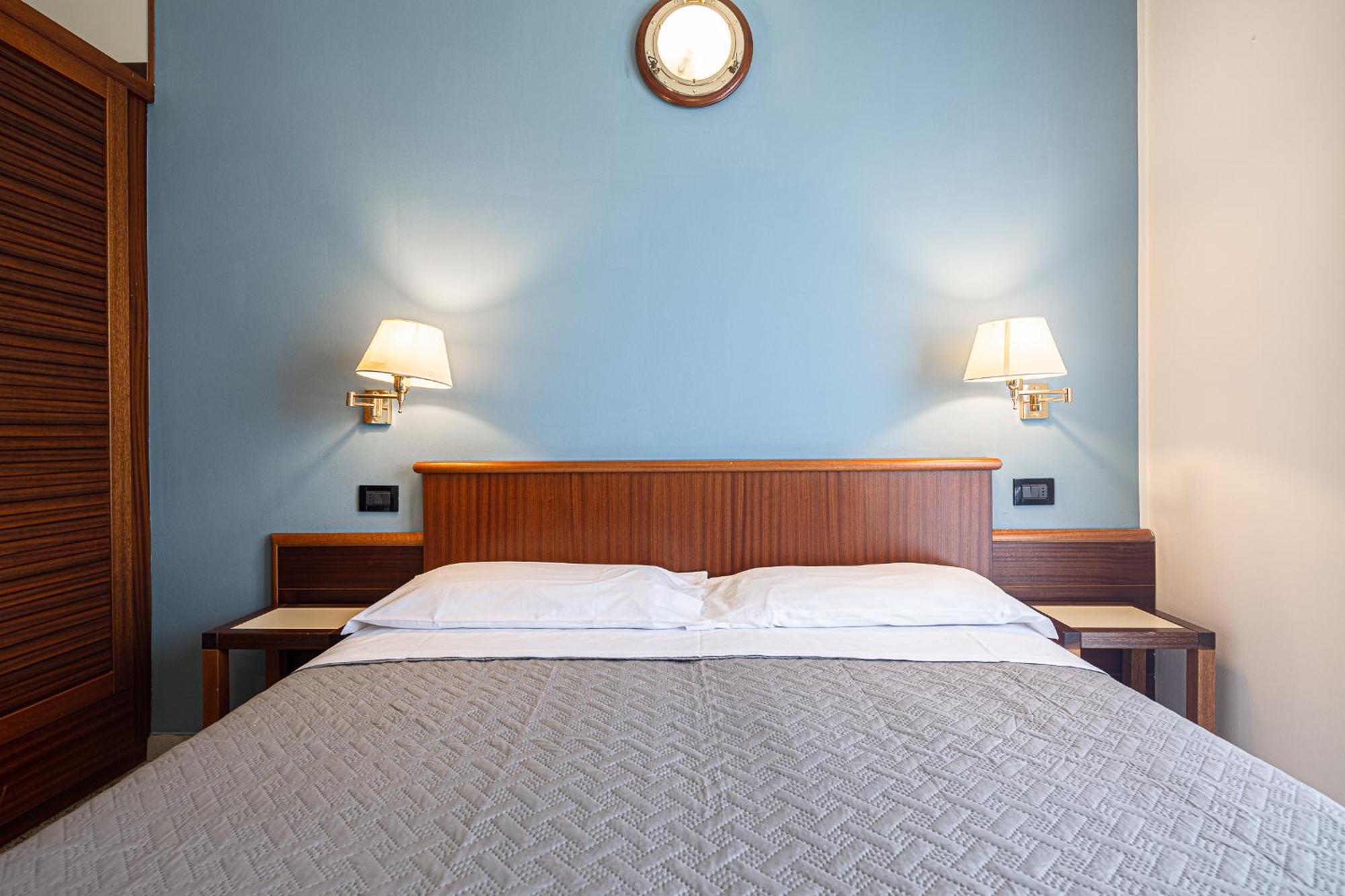 Hotel Avana Fronte Mare Riccione Bagian luar foto